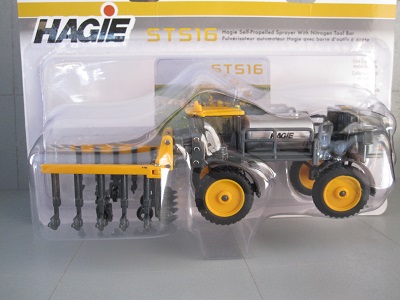 1/64 Ertl Hagie STS16 Self-Propelled Sprayer w/Nitrogen Applicator 